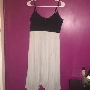 BLACK AND GREY DRESS | SIZE 11 |
